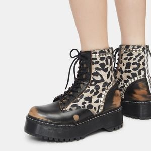NWOB Steve Madden Avenger Leopard Stud Boot size 9
